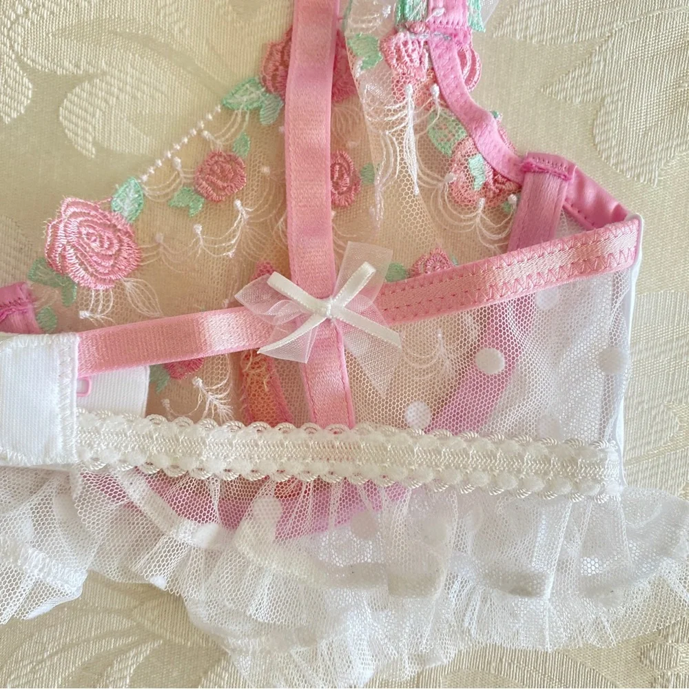 For love and lemon pink rose bra